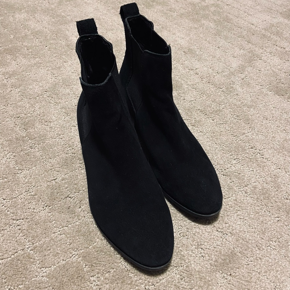 Black Steve Madden Suede Ankle Boots